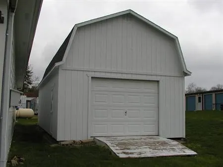 16X32 Gambrel Barn with 8' Side Walls ON DISPLAY