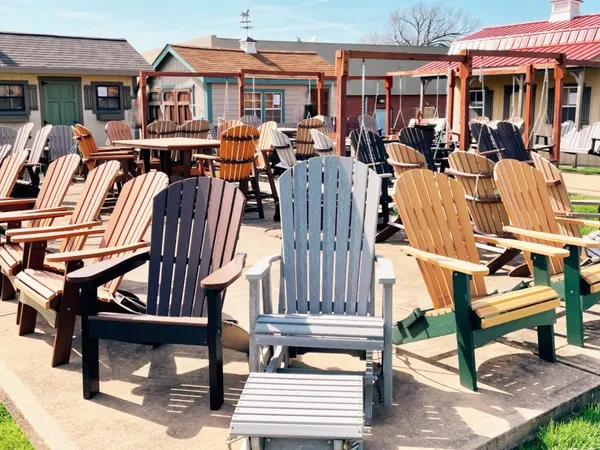 Showroom Outdoor Furniture Inventory