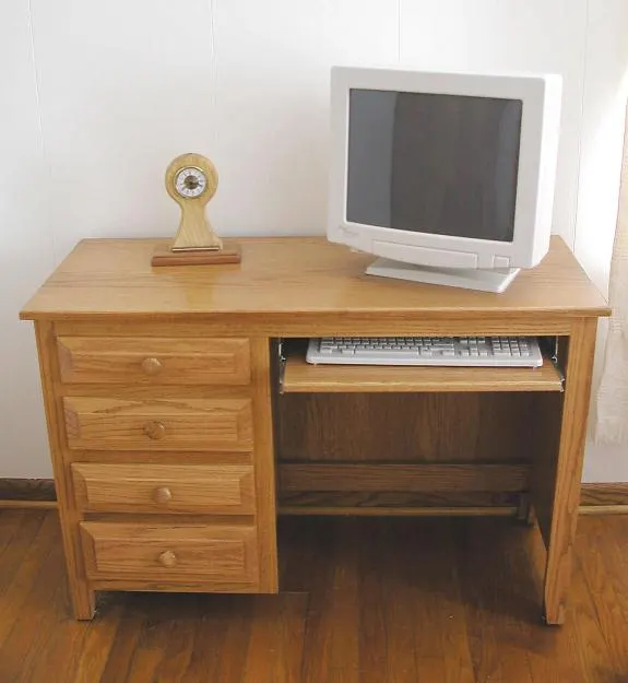 JD4429 Child's Desk