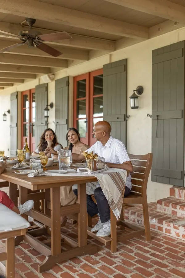 The Garden Classic Outdoor Dining Collection