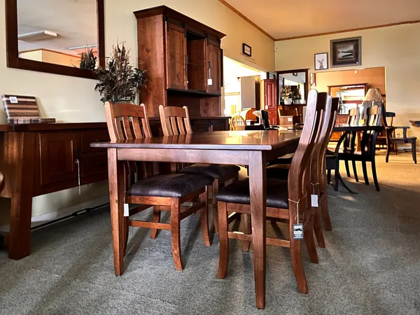 Curly Maple Harvest Dining Set