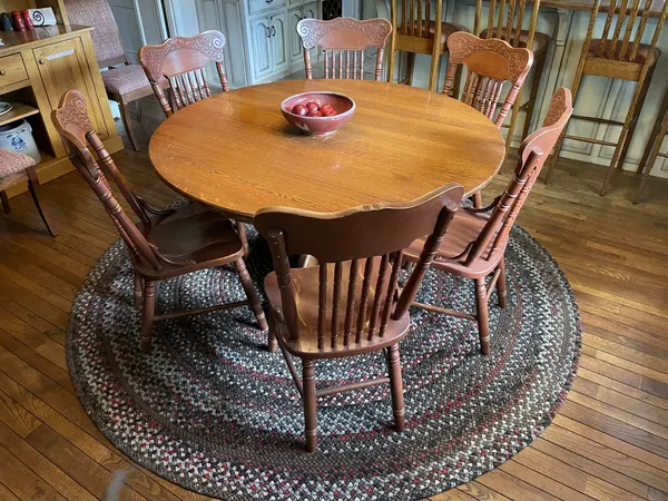 60" round dining set, used but great!