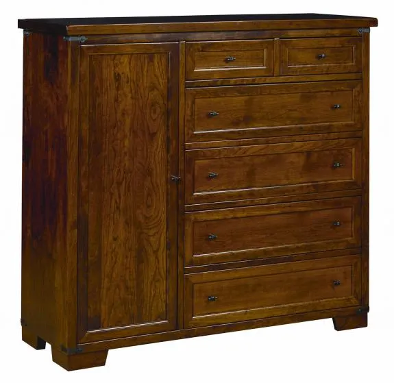Farmhouse Heritage Bedroom Collection Gentleman's Chest