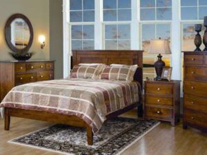 Hyland Park Bedroom Set