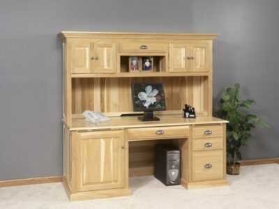GO-3197 Traditional Computer Desk with Extra Large Door