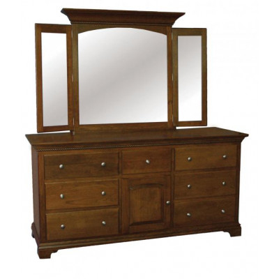 Hampton Bedroom Furniture Set Triple Dresser