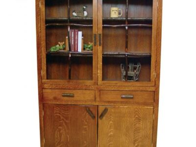 804 Hilltop Log Hutch