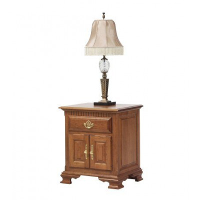 Victoria's Tradition Bedroom Set 2 Door Nightstand