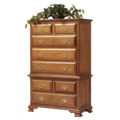Victoria's Tradition Bedroom Set Chest on Chest