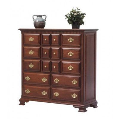 Victoria's Tradition Bedroom Set Monticello Chest