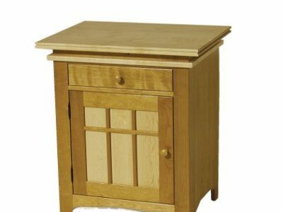 Maple Creek Bedroom Set Nightstand with Door