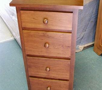 Skinny bathroom drawer piece