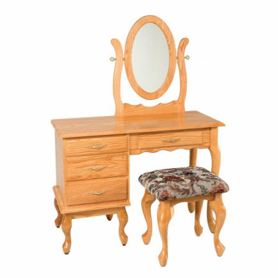 #610 42" Queen Anne Dressing Table / Vanities