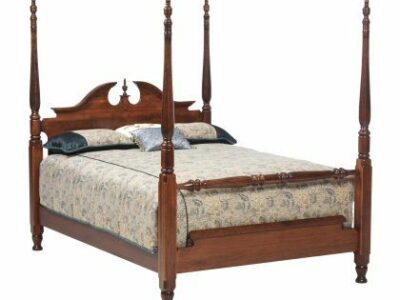 Victoria's Tradition Bedroom Set Pilaster Bed