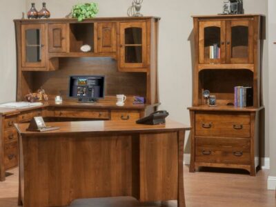 1560 Woodbury Executive Desk