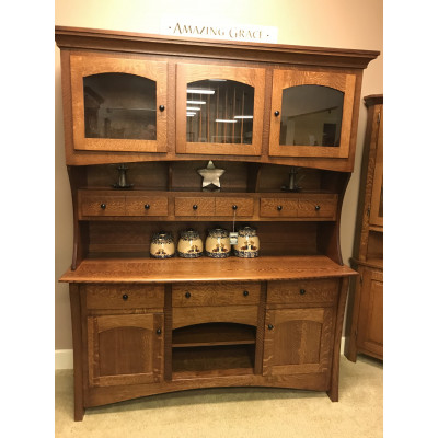 Master hutch, 67"