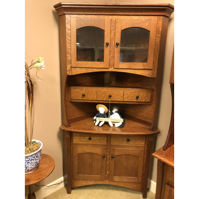 Master Corner hutch in quarter sawn white oak