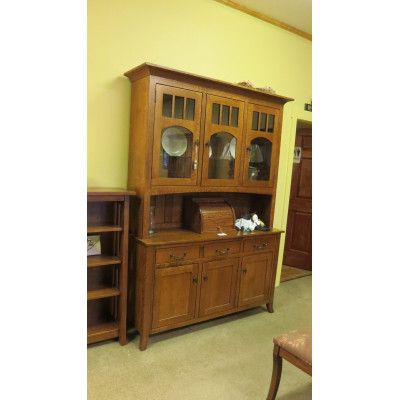 Bunker Hill Hutch, stock