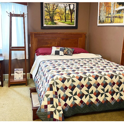 Hyland Park Bedroom Collection